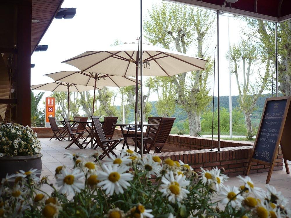 Hotel Estel Berga Ngoại thất bức ảnh