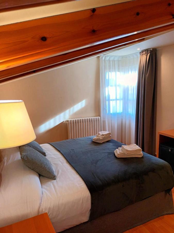 Hotel Estel Berga Ngoại thất bức ảnh