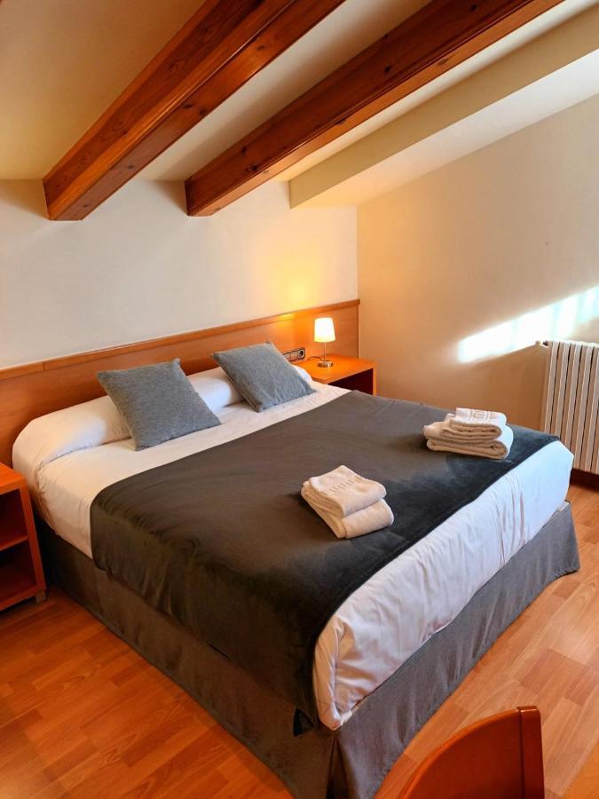Hotel Estel Berga Ngoại thất bức ảnh