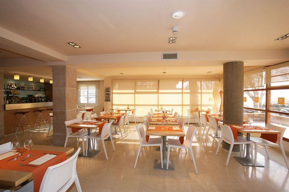 Hotel Estel Berga Ngoại thất bức ảnh