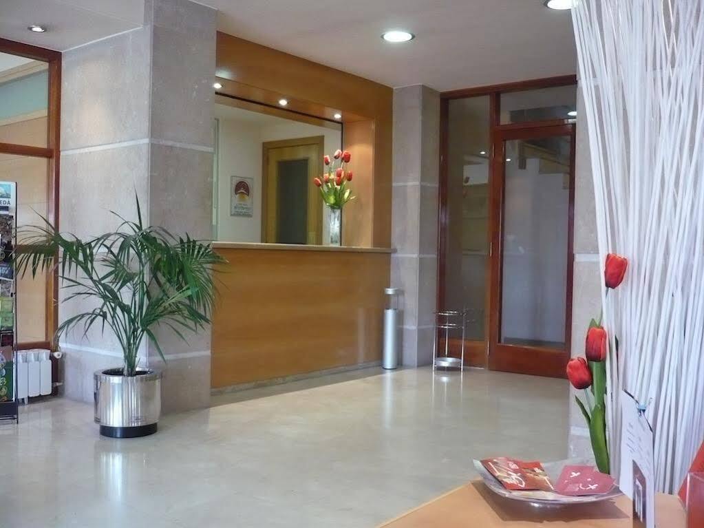 Hotel Estel Berga Ngoại thất bức ảnh
